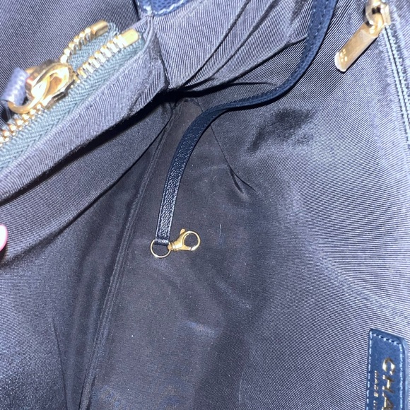 Chanel Lovely Chains Shopping Tote Black Navy Lambskin Caviar Gold Hardware - Picture 10 of 15